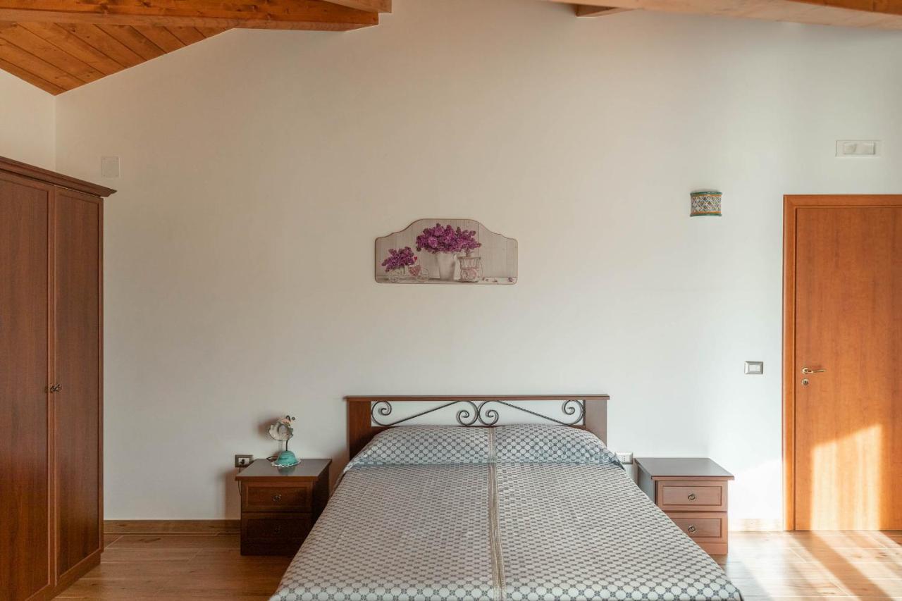 B&B La Mortella Albanella Bagian luar foto
