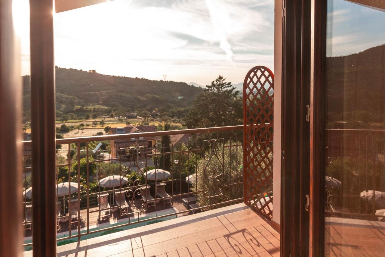 B&B La Mortella Albanella Bagian luar foto